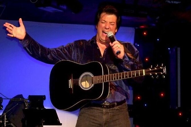 Legends of Music - Legends of Music at Lou Vuto’s Showplace: what the night actually feels like