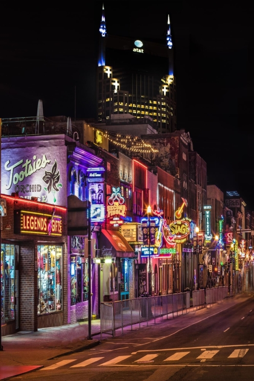Nashville's Dark Secrets: Murder and True Crime Ghost Tour - Starting at the Tennessee State Capitol: your exact meeting spot